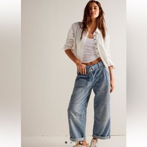 We The Free Pavement Artist Slouchy
Cropped Jeans